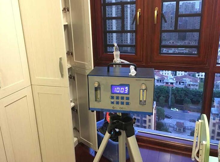 �������ҵ��Ա������˵��ʵ�����ݼ�ȩ���